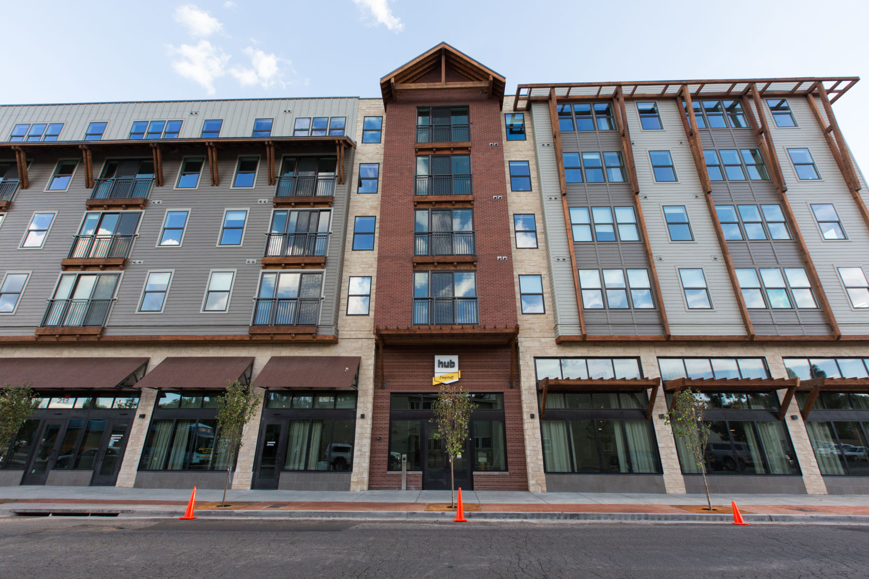 Amid tensions, Hub residents move in